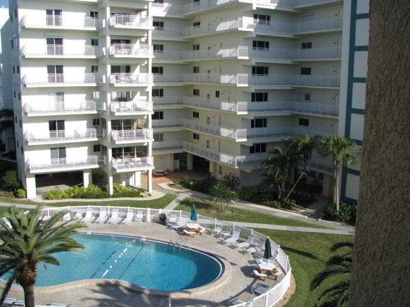 Jamaica Royale Hotel Siesta Key Exterior photo